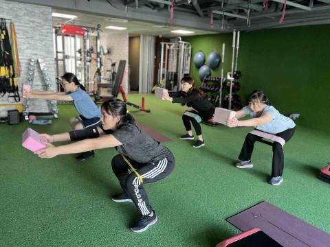 Una 私人健身教練 -  Una 私人健身教練 -