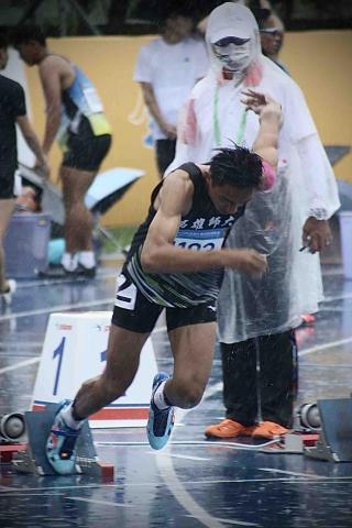 小黑教練 跑步教學/短跑衝刺/肌力訓練/體適能 ☀️ - 比賽畫面