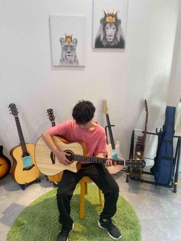 吉他森林木吉他專賣店 - 學員