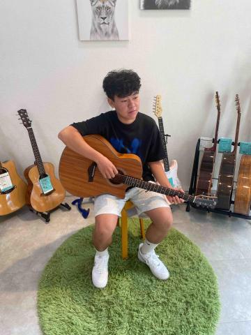 吉他森林木吉他專賣店 - 學員