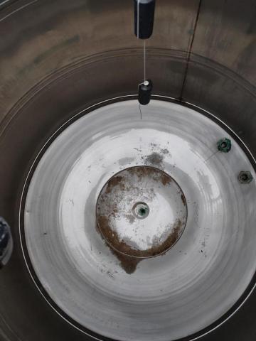 歐寶仁 - 水塔清洗後