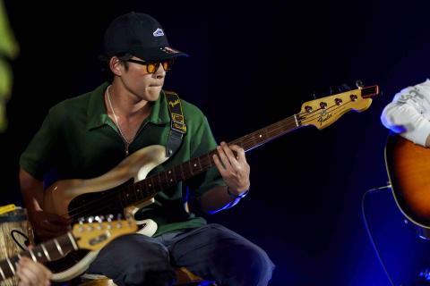 Kyle凱爾｜貝斯教學 - 