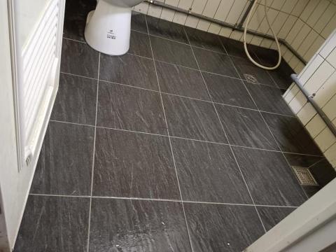 慶築工程行 - 高雄鳥松 地面磁磚翻新