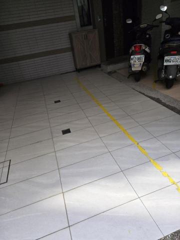 雯倢 - 停車位清理