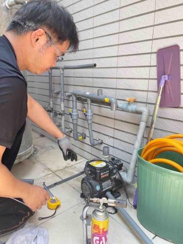好先生空調水電行 - 加壓機安裝及配管