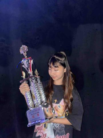 慧雯 - 全國啦啦公開賽冠軍