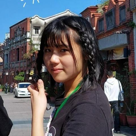 提供吳曉琪服務的專家Vicky洪琪喻