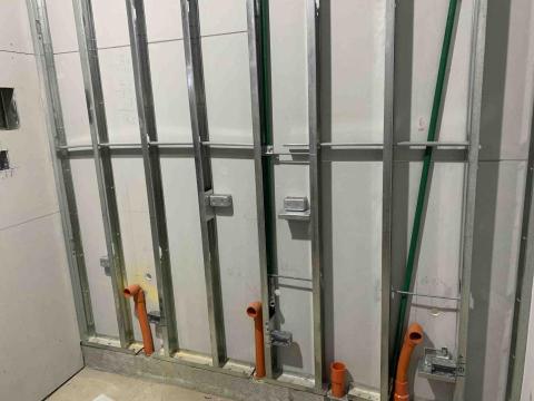 叱臣工程行 - 隔間埋盒、放樣、配管