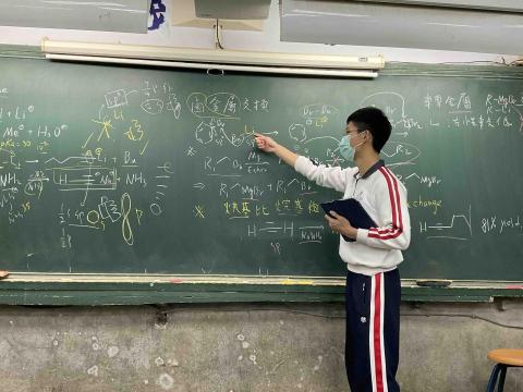 黃冠豫 - 化學讀書會 講師照