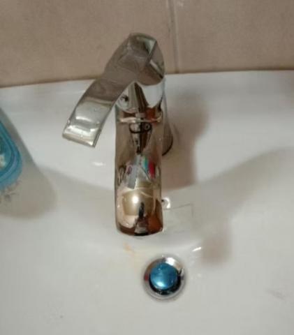 歐寶仁 - 面盆龍頭