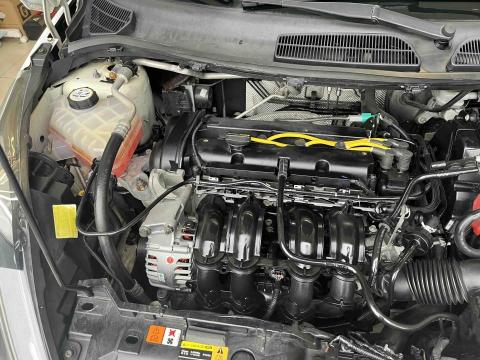 麻吉車藝 - 引擎美容