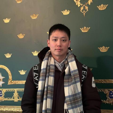 李育青 李育青