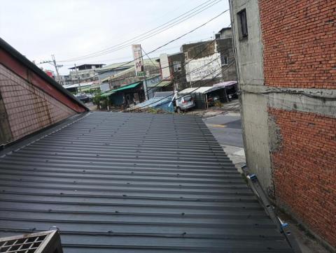 唐先生 - 延平北路七段雨遮