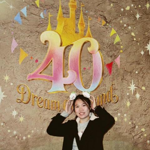 提供奧數教程服務的專家Anny