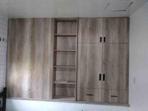 李睿鍀 - 雙面衣櫃