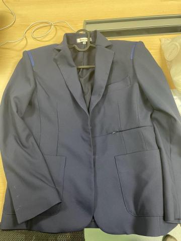 婕崴 - 西裝製作打版和大貨