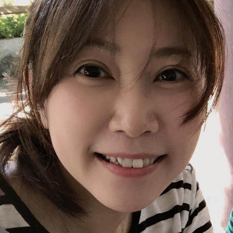 提供配音服務的專家兒童故事有聲書讀本配音