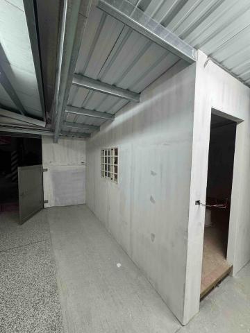 立成工程行 - 矽酸蓋板 an膠 一次 接縫批土兩次  一次套批 