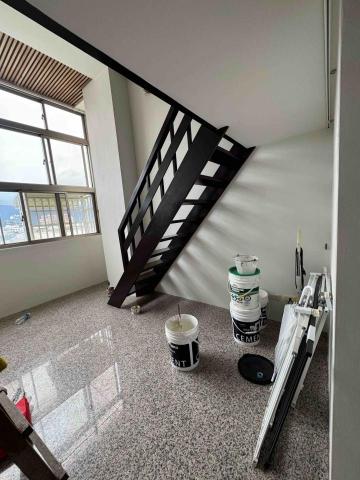 立成工程行 - 木質樓梯 （修繕後） 完成