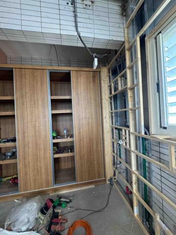 立成工程行 - 加裝超大衣櫥  