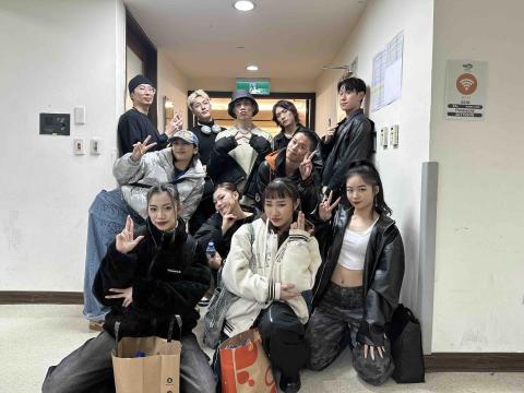 陳名鉉 Mercy - 2025 紅白藝能大賞 Yappy 羅文裕演出舞者