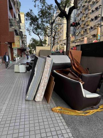 阿宏搬家 - 廢棄物清運