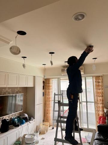 陳柏叡 - 燈具更換