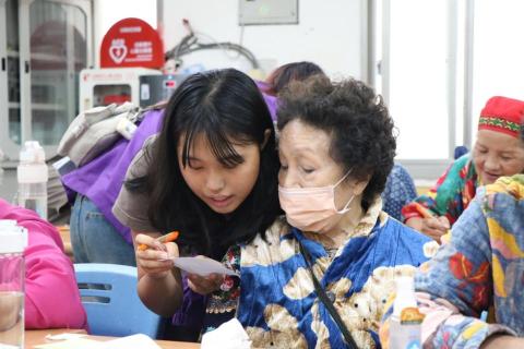 陳佳妤 - 山地服務隊服務照片