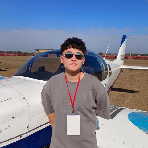 提供養貓咪服務的專家鄒秉燁