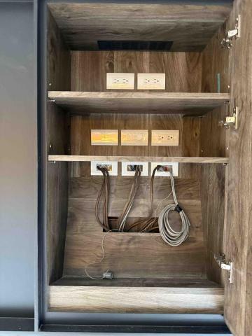 年輕人水電工程 - 