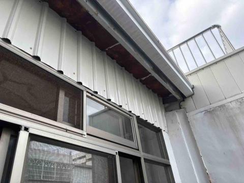 邱小姐 - 更換浪板（鐵工）