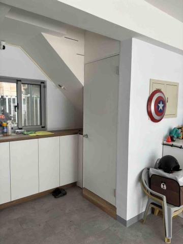 邱小姐 - 木作隔板+門