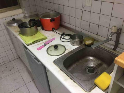 居家清潔-李先生 - 施作前