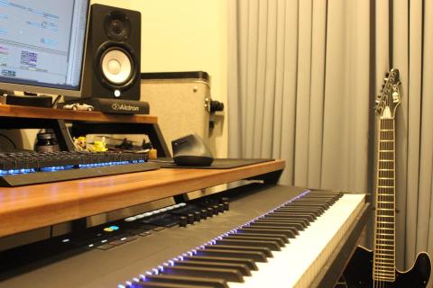 Huang Roy - 工作室環境