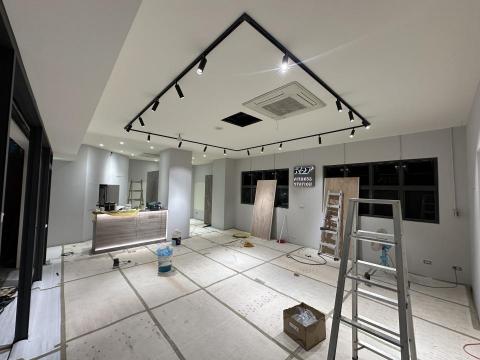 鐘聖允 - 健身工作室 燈具開關插座施工