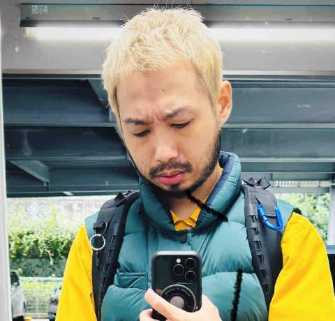 提供髮型師服務的專家Derek德瑞克