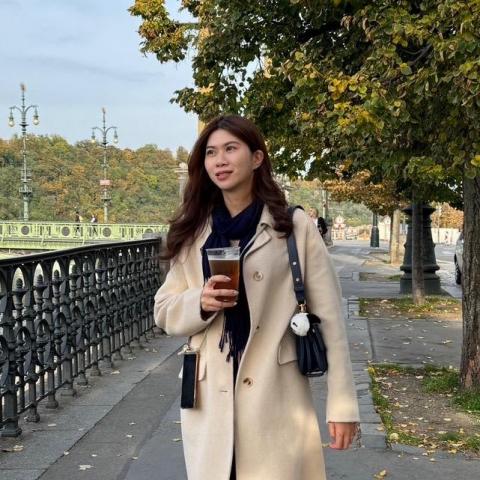 提供內湖社區大學服務的專家Cindy