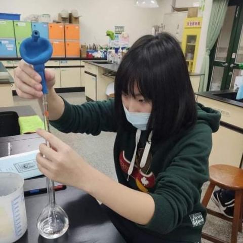 提供北投高中服務的專家江芝綾Celine