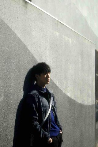 提供ptt爬蟲服務的專家翁漢威