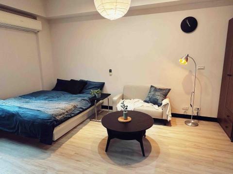 MidMoDeco 彌莫軟裝設計 - 套房設計（含風格、油漆、燈具、軟裝）