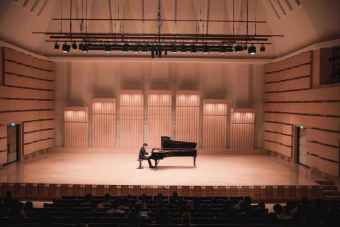 Porter鋼琴老師➡️鋼琴家教/樂理家教/皇家檢定考 - 東吳大學松宜廳