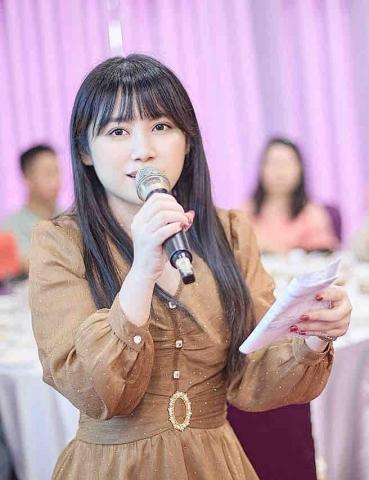 婚禮主持人Kari - 封面照