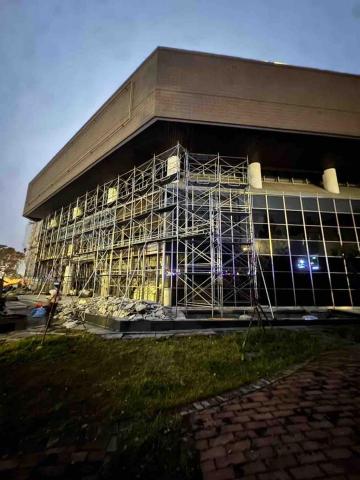 震燁工業有限公司 - 外牆施工架