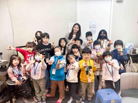 莉莉安Lilian -  寒假營隊黏土手作～蛇年元寶福袋