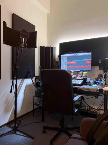 許頡 - 個人工作室