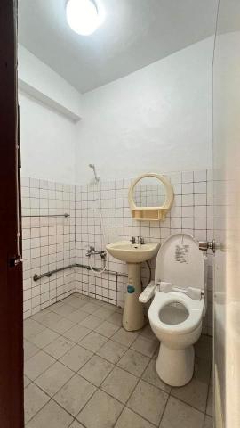 家油我漆塗裝修繕工程行 - 浴室修繕前