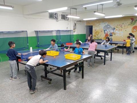 雙北乒乓，桌球教室 - 一，二年級培養興趣