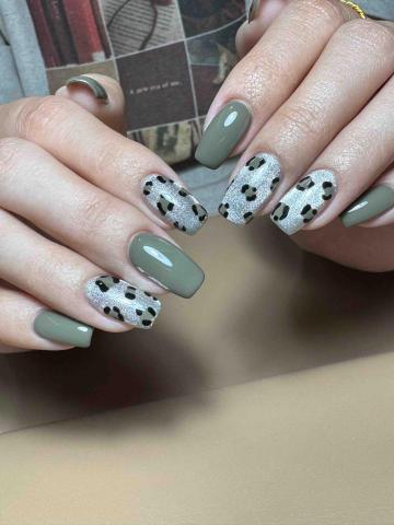 張執甲 - 凝膠美甲