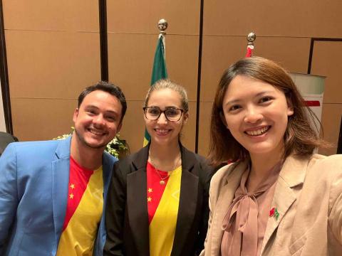 Fion - 中食展中英文口譯