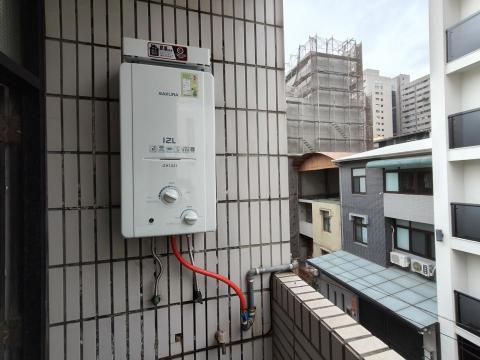 好好廚具 - 戶外型瓦斯熱水器安裝